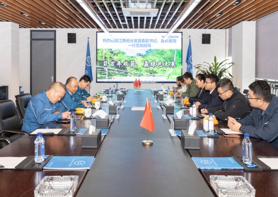 江西省分宜县县委副书记、县长谢淘一行莅临xpj葡萄新京股份指导